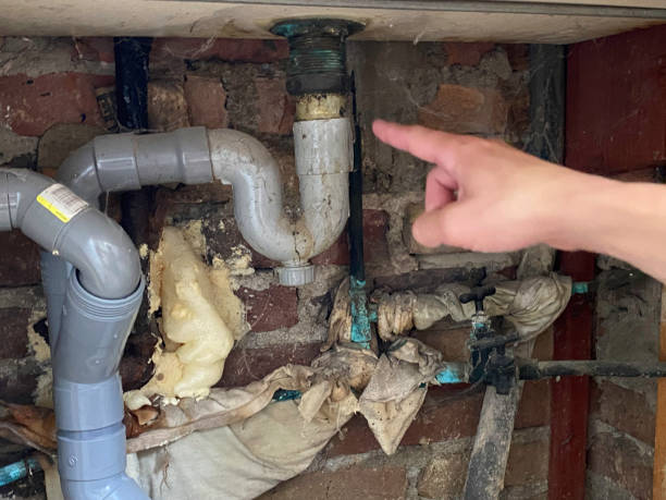 Best Emergency water damage restoration  in Gnadenhutten, OH