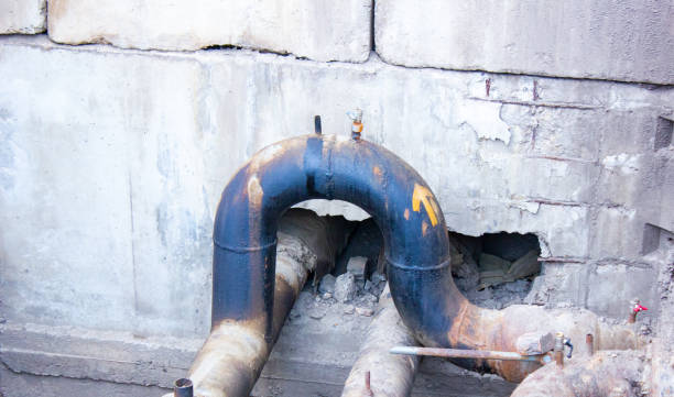 Best Local water damage restoration  in Gnadenhutten, OH